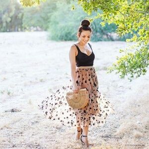 CHICWISH Women's 3D Posy Double-Layered Mesh Midi Skirt S-M